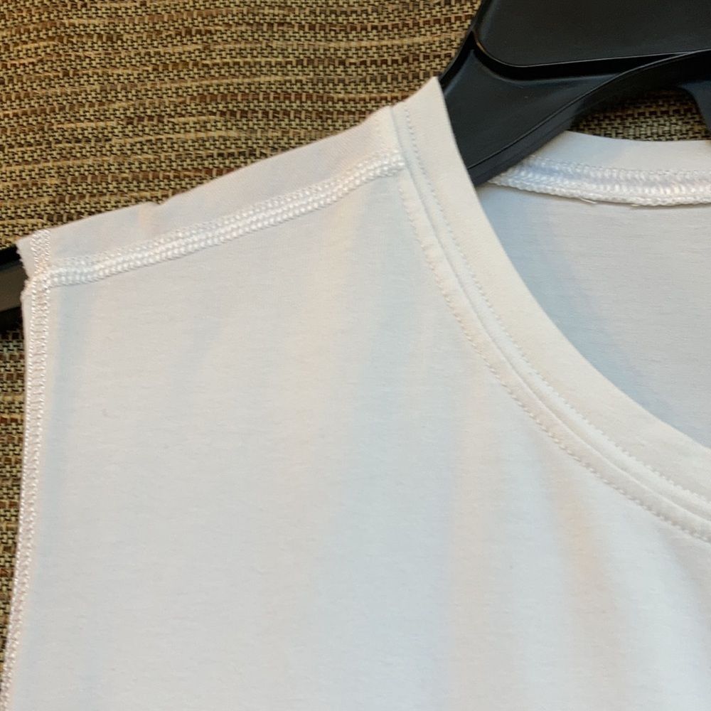Lululemon athletica white tank top - Picture 2 of 5
